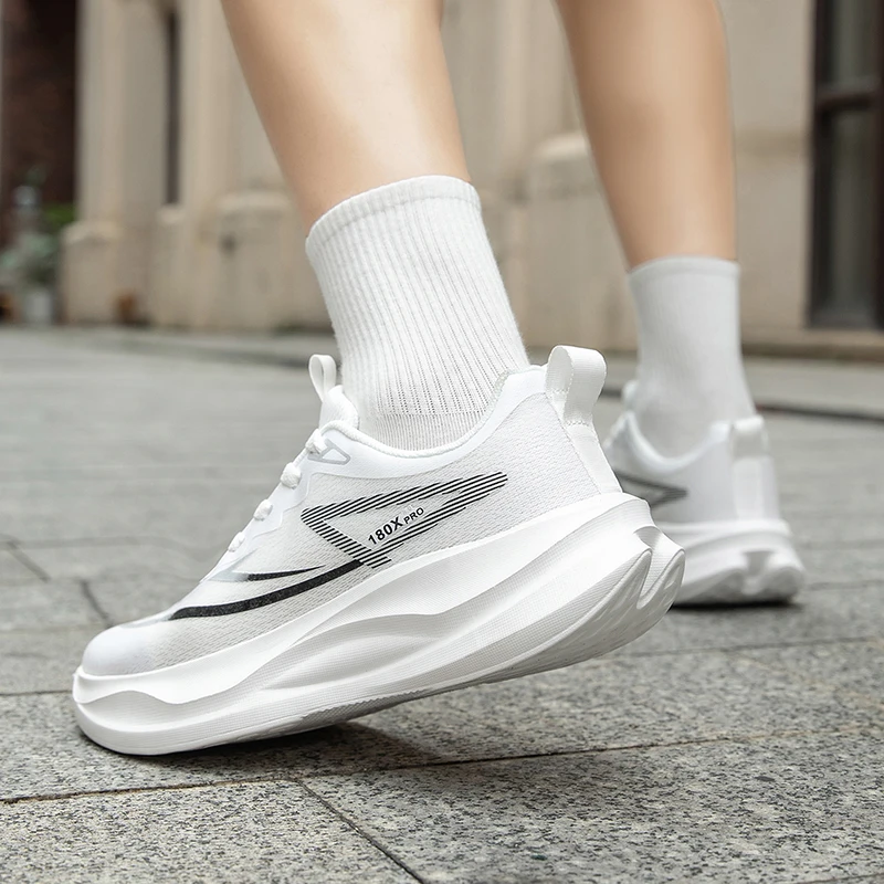 2026 新しい男性スポーツシューズ超軽量メッシュプラットフ - Shock Absorbing Gym Trainers のレビューと価格