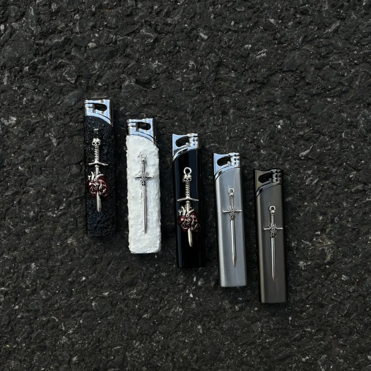 

INS Fashion Long Strip Inflatable Lighter For Ladies Handmade Metal Body Lighter Texture Gift