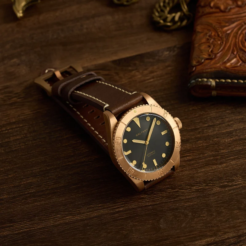 Baltany 44MM Orologio subacqueo in bronzo Uomo S3016 Orologio sportivo di lusso Super luminoso 20ATM Impermeabile NH38 Orologi meccanici automatici