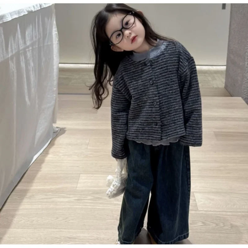 

Children's Clothing2025Autumn New Baby Girl Striped Cardigan Lace Trim Base Shirt Denim Wide-Leg Pants Three-Piece Set