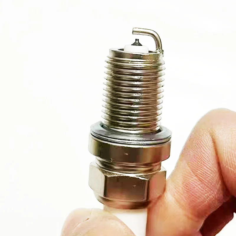90919-01210 SK20R11 4 pieces For Toyota Camry Scion Rav4 Lexus RX 300 330 4.7L V8 Iridium Spark Plug 9091901210