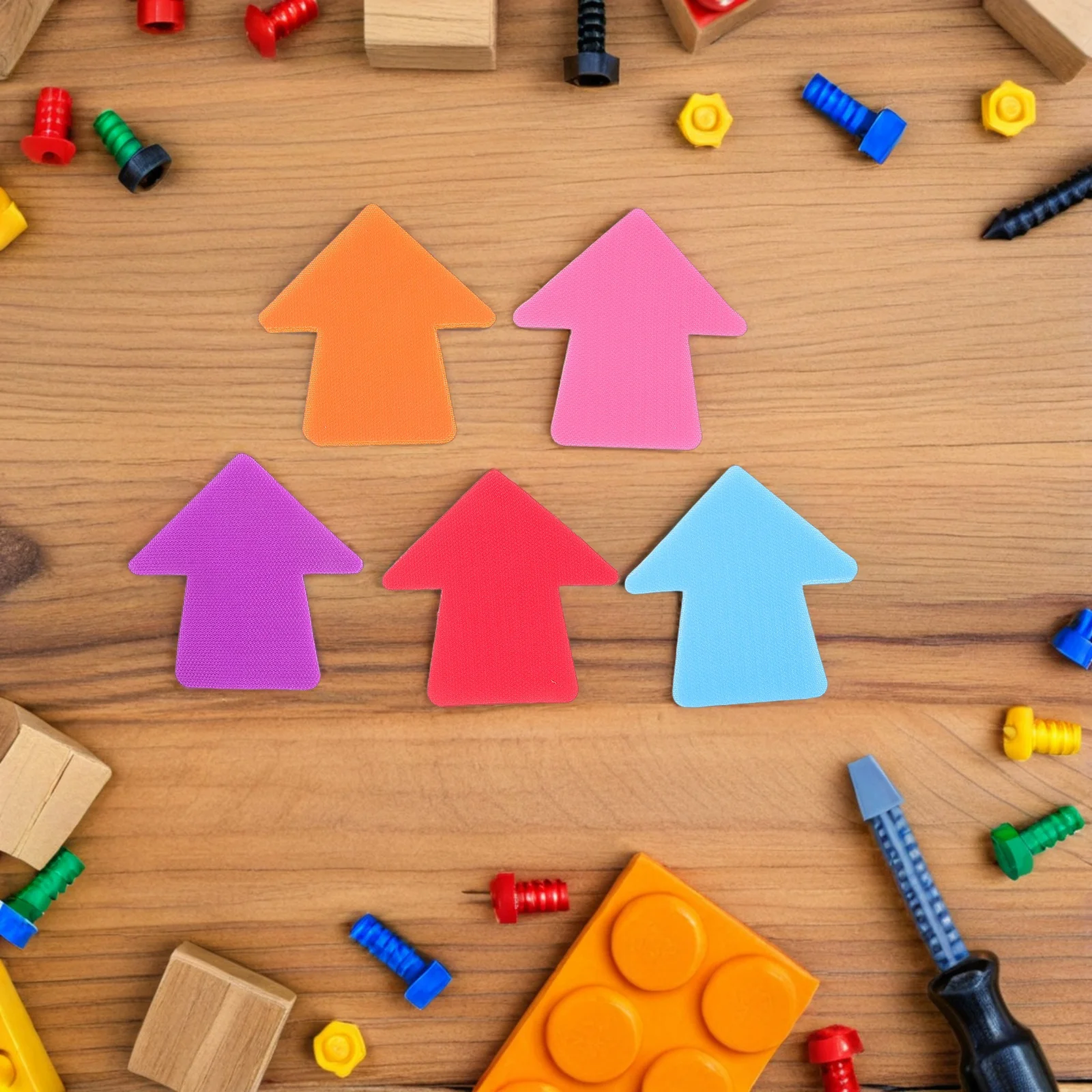 

20Pcs Arrow Shape Carpet Markers Non-Slip Colorful Spot Markers for Classroom Agility Training Yoga Sports Spot on Carpet Marker