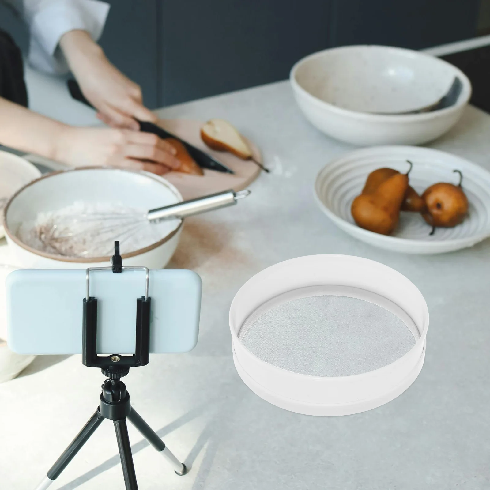 

1pc Flour Sieve Baking Supplies Stainless Steel Fine Mesh Sifter Kitchen Portable Handheld Round Large Small Strainer Powder