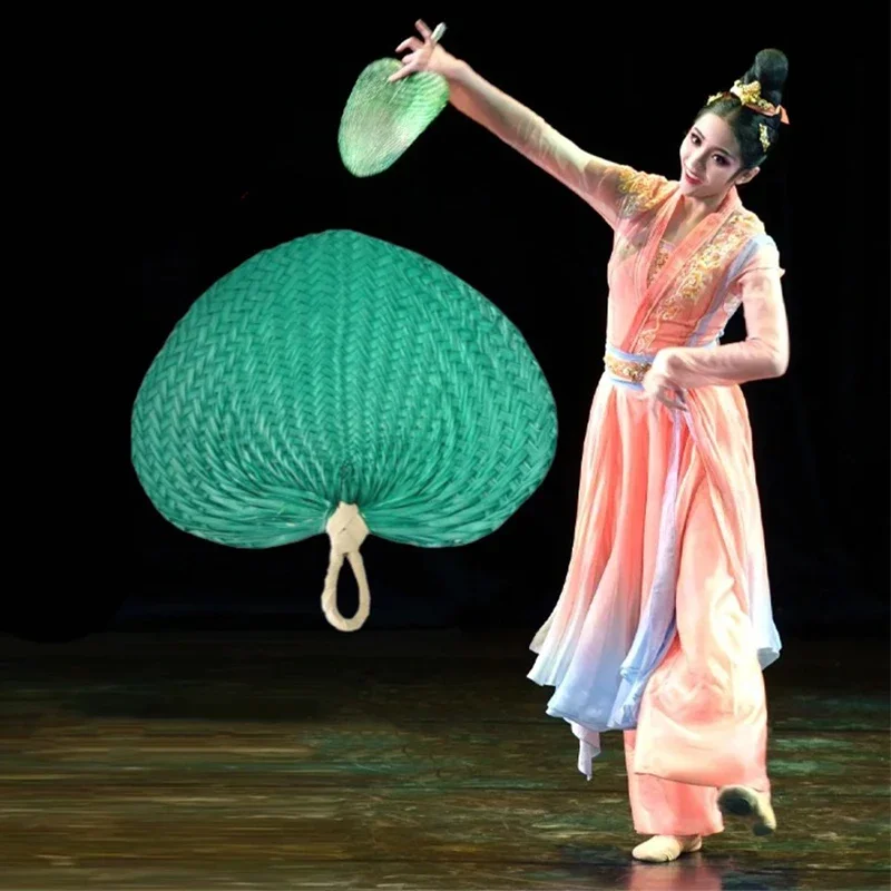 Palm Leaf Woven Fan Chinese Style Handmade Straw Dance Fan Classical Dancing Performance Props Mosquito Repellent Hand Fans