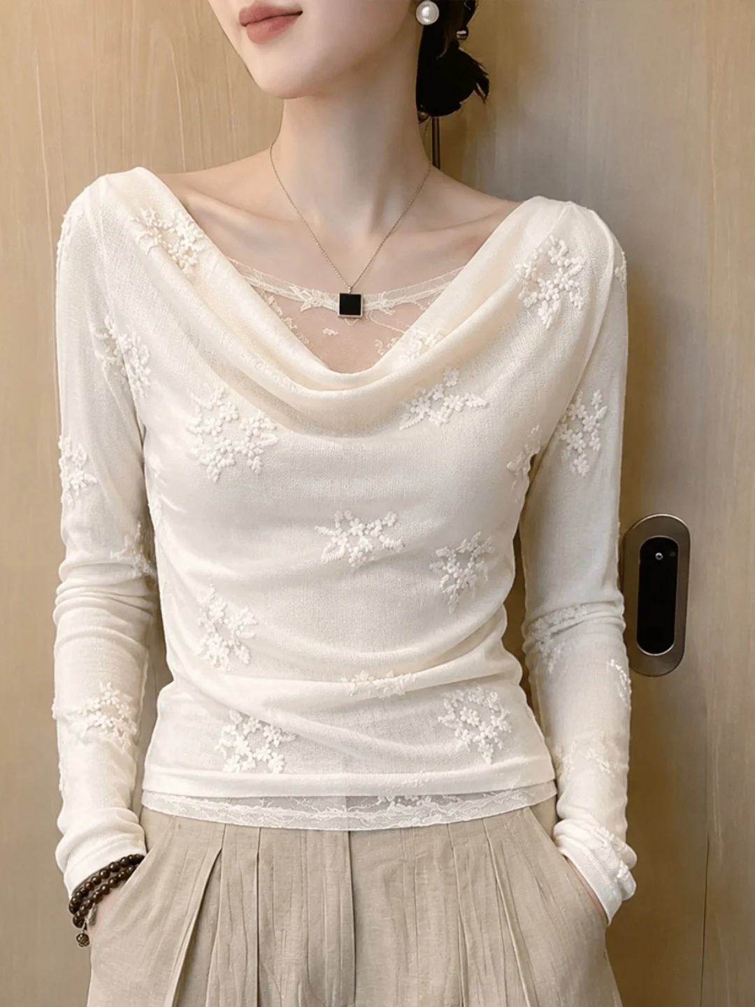 Fashionable Long Sleeve T-Shirt Elegant Maturity Style New Design Collar Trendy Top Korean Style Straight Cut Silk Material