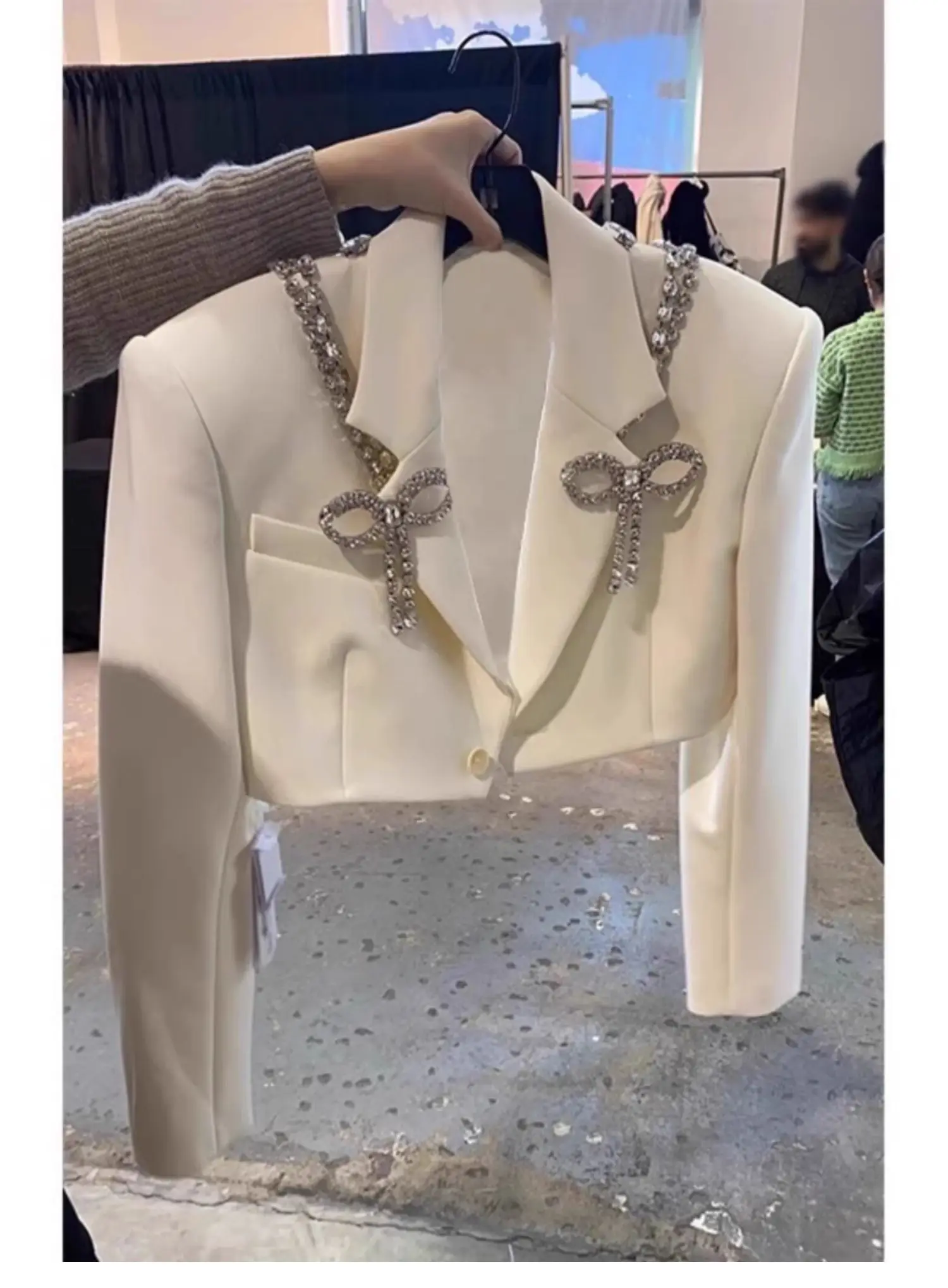 2024Beige Suit Jacket with Bow Tie for Women, Studded Diamond Small Coat