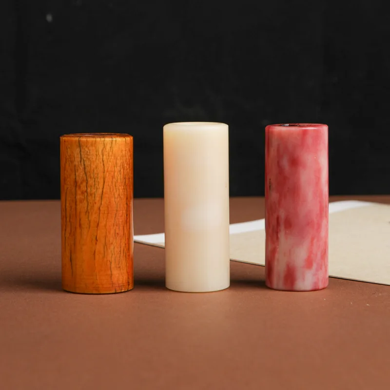 Natural Camel Bone Handheld Ornament, Unrefined Bone Stick Material for Hand Culture Play, Oily and Smooth Bone Ring