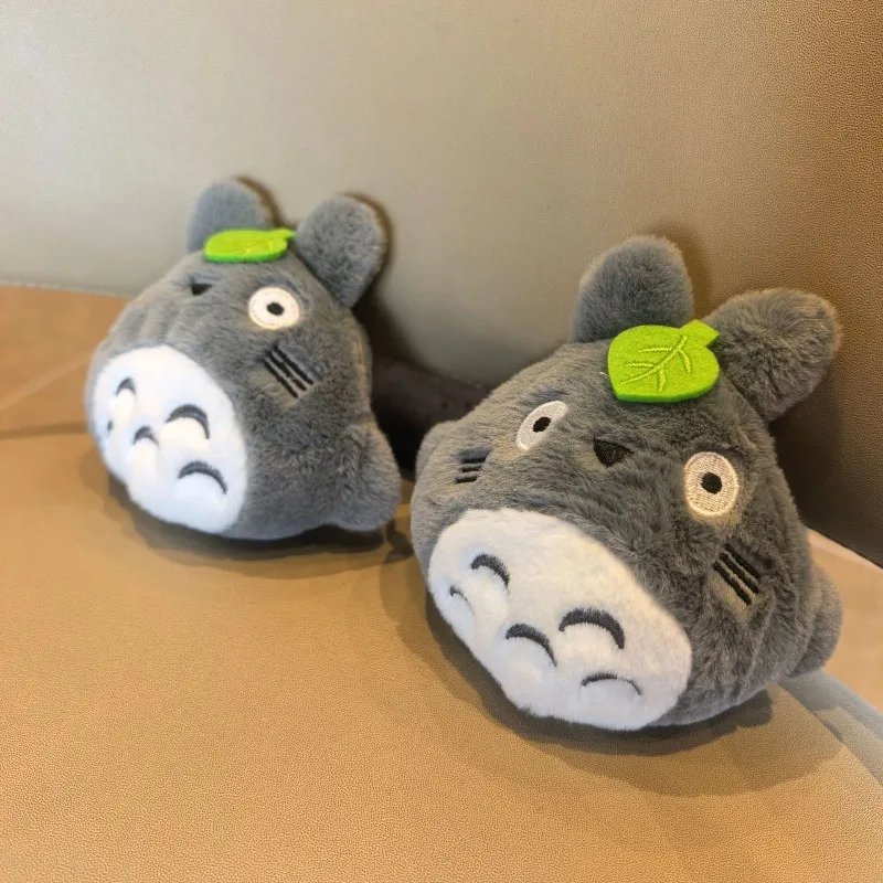 My Neighbor Totoro Niedlicher Weicher Flauschiger Plüsch-Münzbeutel Schlüsselanhänger Tragbare Mini-Geldbörse Anime-Zubehör Liebevolles Geschenk für den Alltag – Detail 4