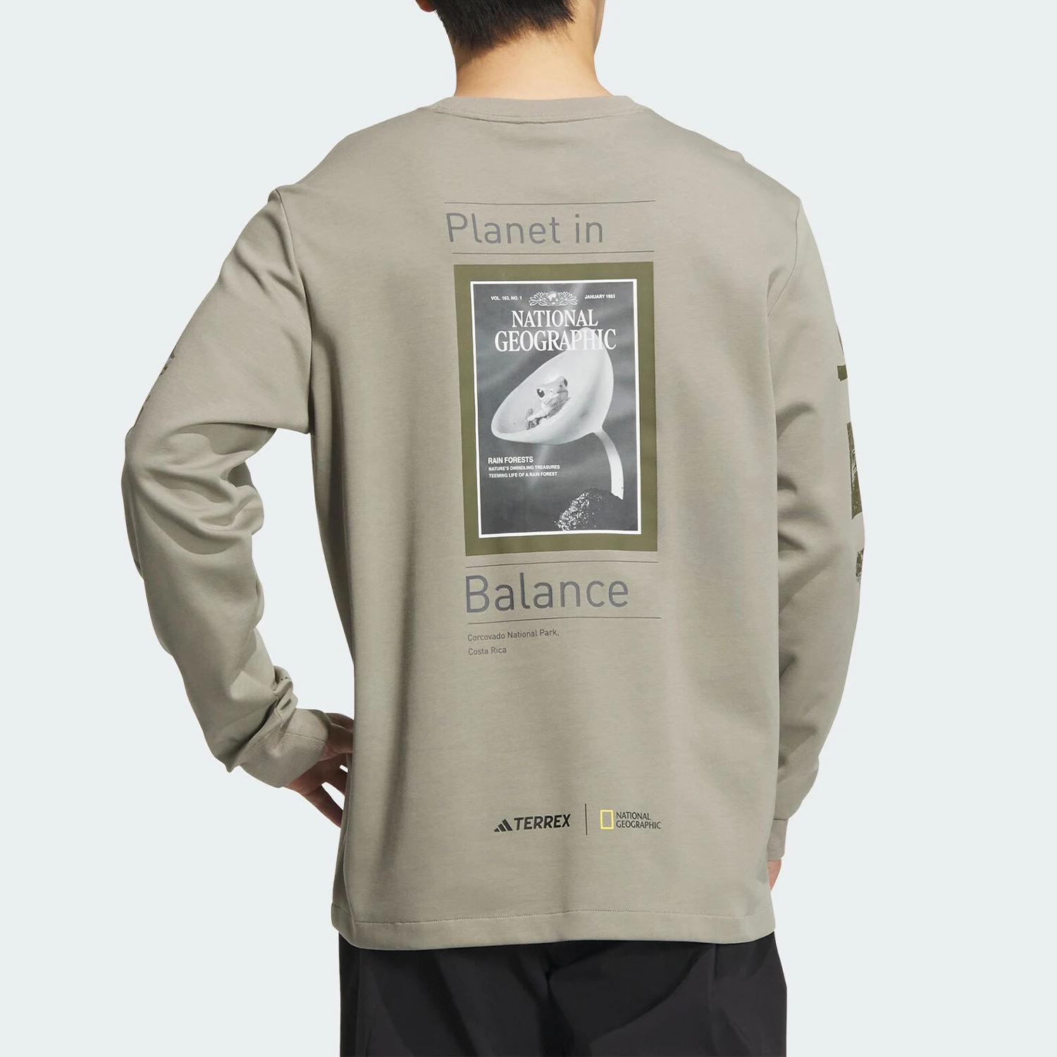 تي شيرت Adidas Official Authentic NATGEO LS TEE للرجال بأكمام طويلة للاستخدام الخارجي IS9509