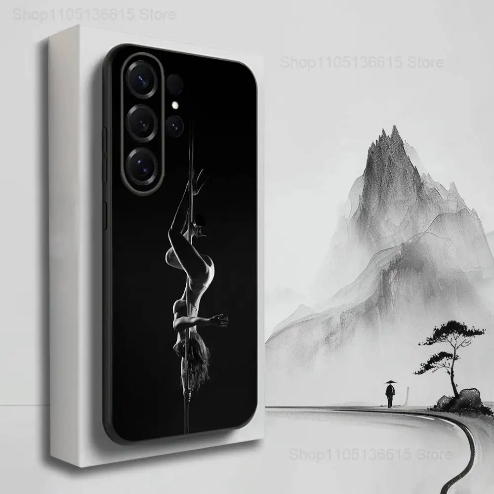 حافظة لهاتف سامسونج S25، S24، S23، S22، S21، S20، S10، S9، Ultra، Plus، Lite، FE، غطاء أسود من السيليكون الناعم