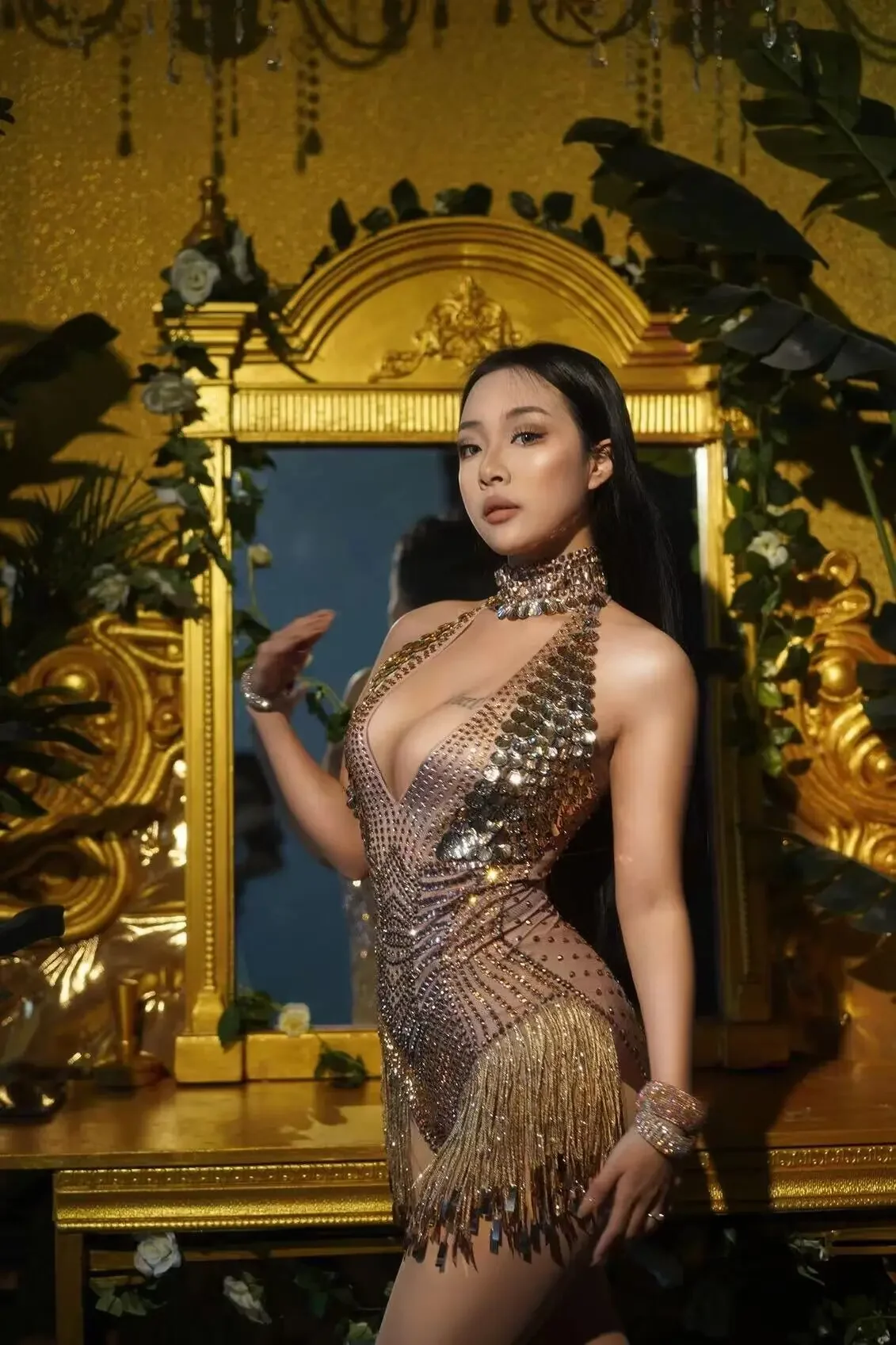 ทอง Leotard Rhinestones Sequins Fringes บอดี้สูทวันเกิดฉลองชุดราตรีเซ็กซี่เต้นรํา Leotard jinbaobei