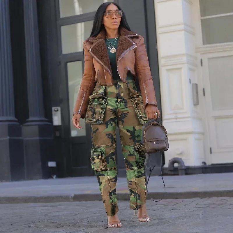 

GUWU Streetwear Trendy Multi-pocket Camouflage Cargo Pants for Women, Straight-leg Loose Casual Trousers