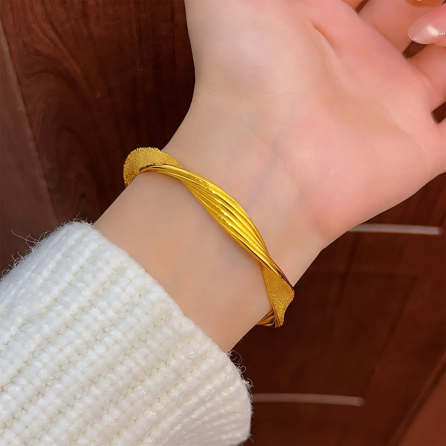 

Gold Shop Same Style 9999 24K Real Gold Women's Gold Bracelet Adjustable Opening Bracelet Women's Fashion Birthday Gift Beautifu