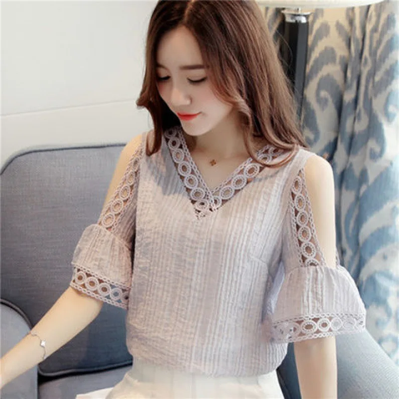 

Spring 2024 Women's Lace Base Shirt Short Sleeve One Shoulder Chiffon Top Versatile Base Layer Blouse for All Seasons