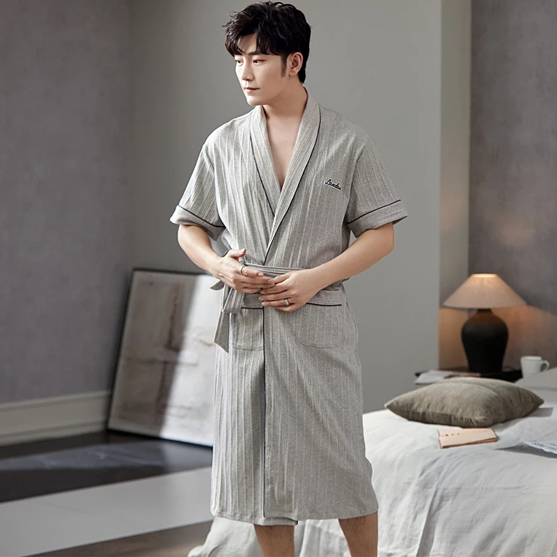 Fashion Bathrobe New Style Thin Cotton Knited Men Robes V Neck Mens Sexy Sleepwear Summer Male Kimono Short Sleeve Pajamas L-4XL