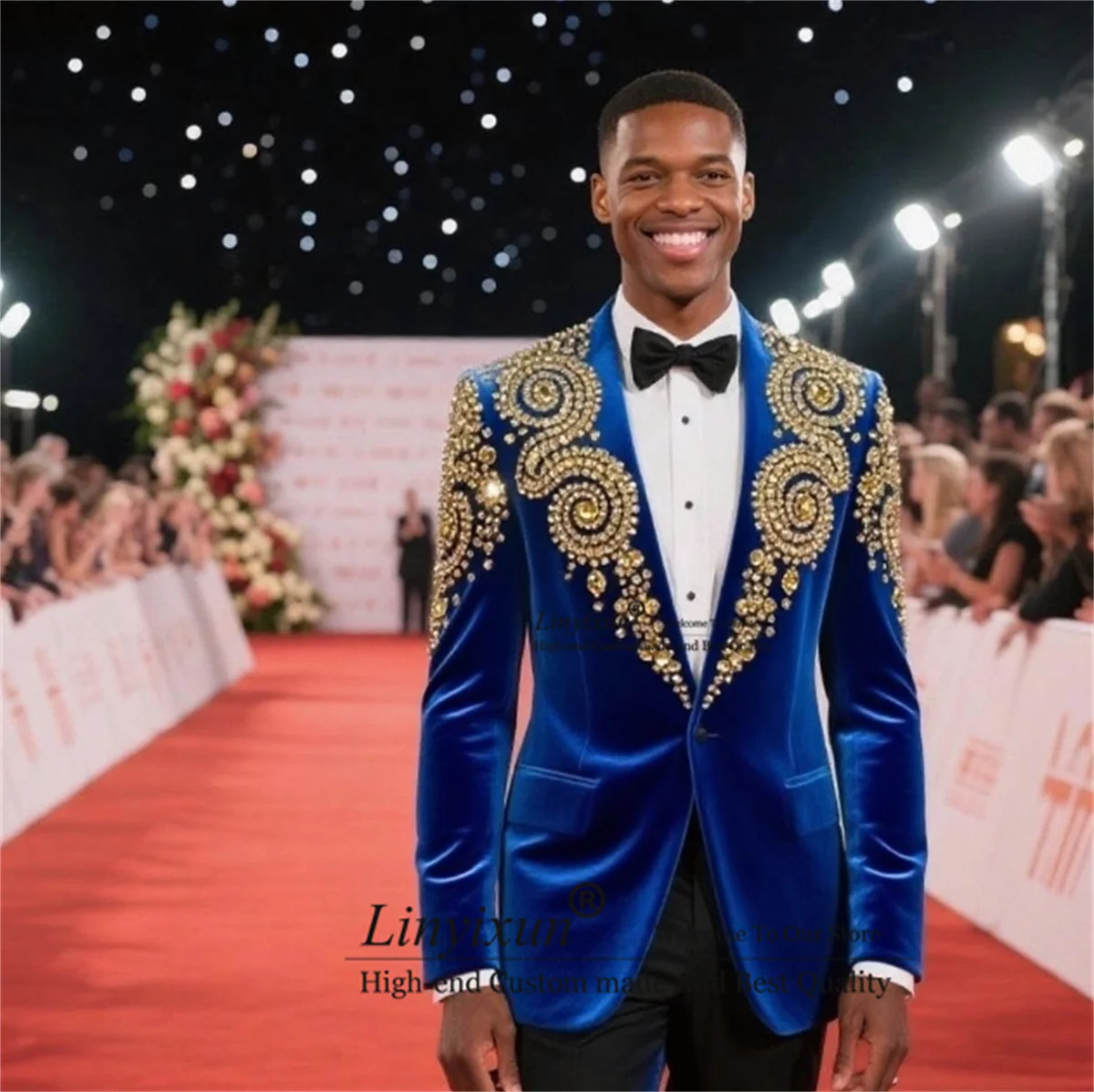 

Stunning Crystals Men Suit Fashion Velvet Groom Blazer Slim Fit Wedding Male Ropa Hombre Customized 2 Piece Sets Groom Tuxedos