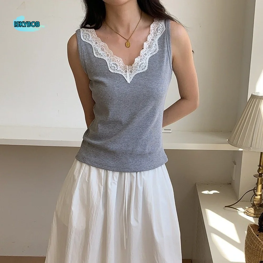 

Tank Tops V Neck Lace Strap Vest Sleeveless Spring Summer Slim Fit Crop Top Ins Bottoming Shirt Lace Sweet Camisole Beachwear