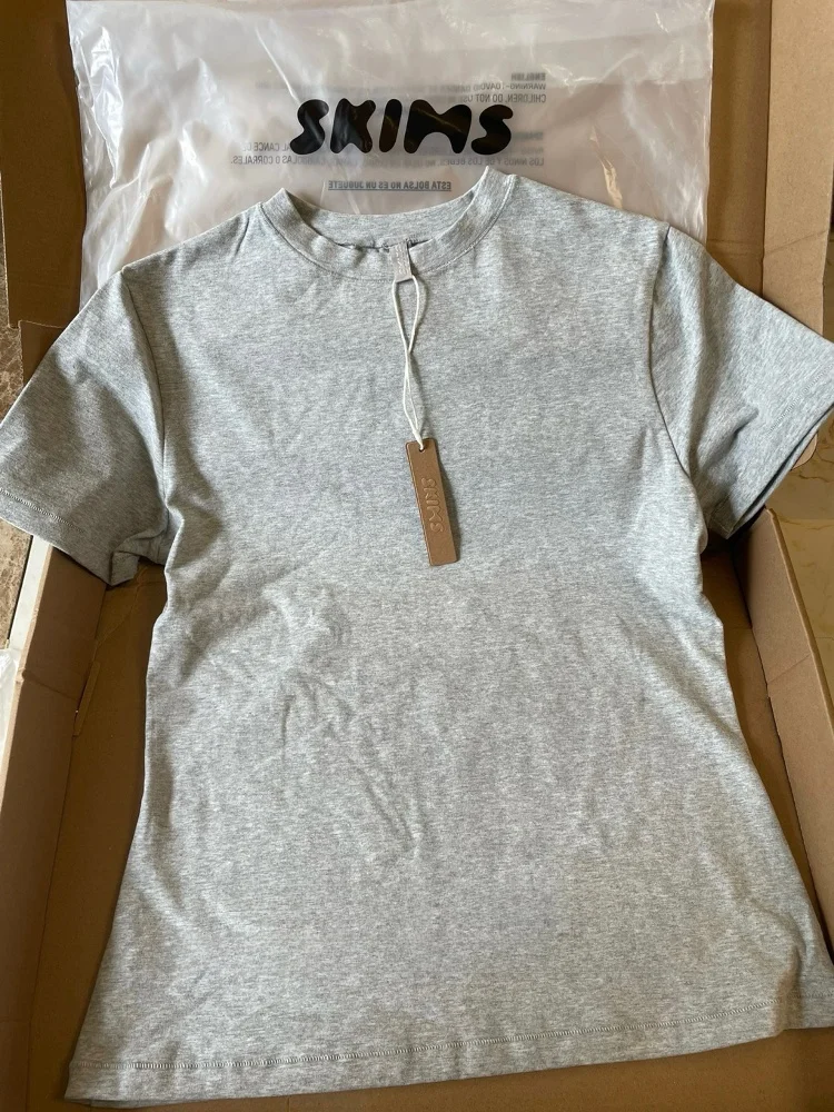 เสื้อยืดคอกลมผ้าฝ้ายคาร์เดียนแท้ทรงเข้ารูป แขนยาว สไตล์ลำลองอเนกประสงค์ เหมาะสำหรับฤดูใบไม้ผลิ แฟชั่นสำหรับผู้หญิง