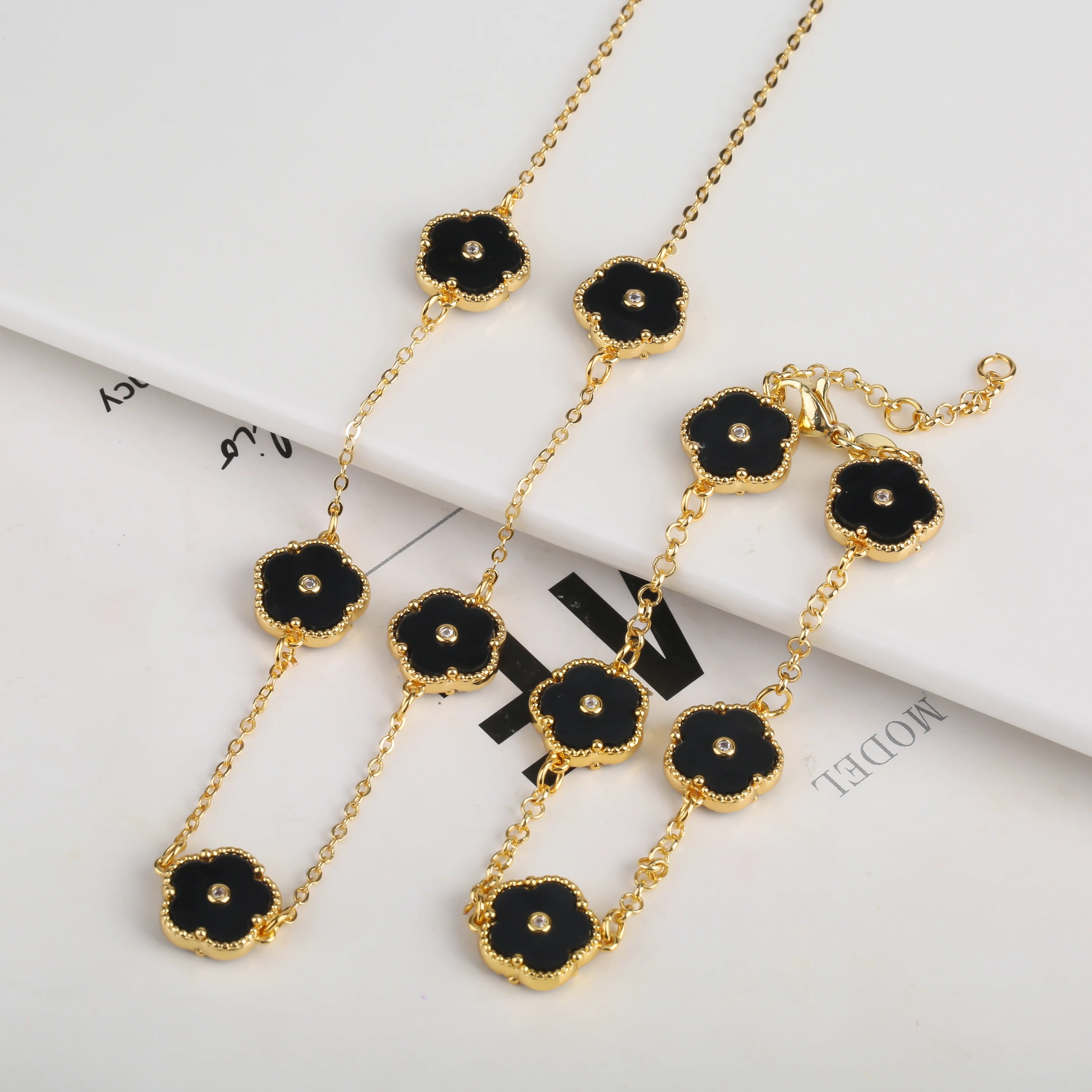 Cute New Design 18K Gold Plated Fritillaria Simple Zircon Five Leaf Petal Flower Bracelet Necklace Earrings Jewelry Set Women's