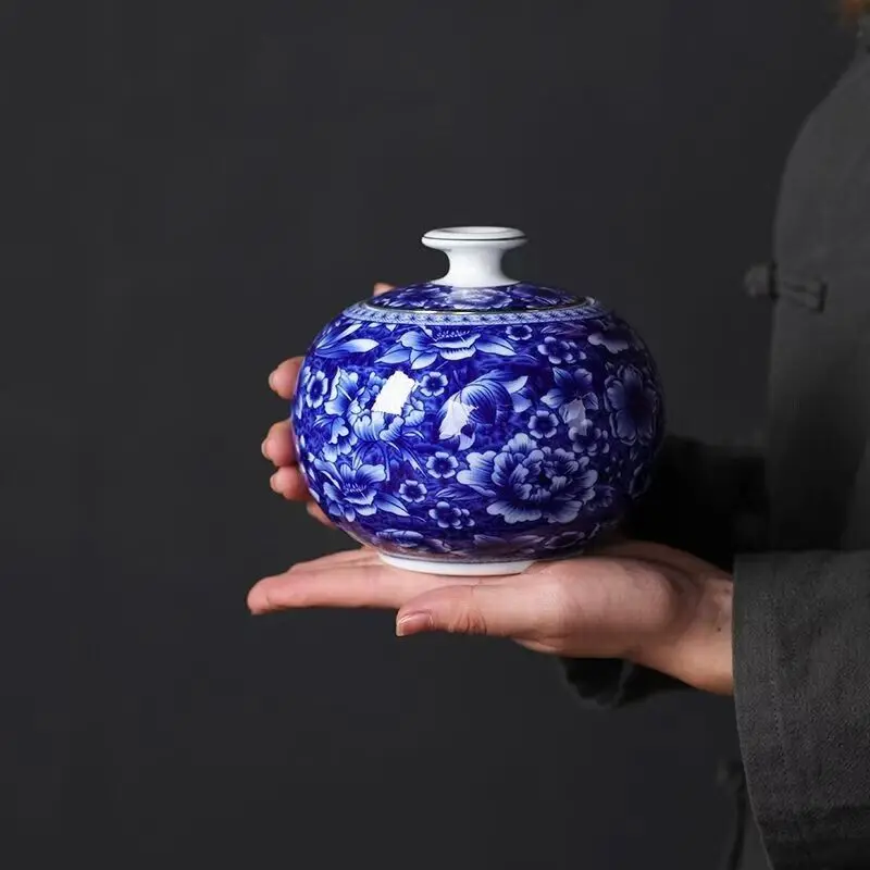 

Chinese Blue and White Floral Porcelain Ceramic Vases, Tea Sugar Jar Cont...