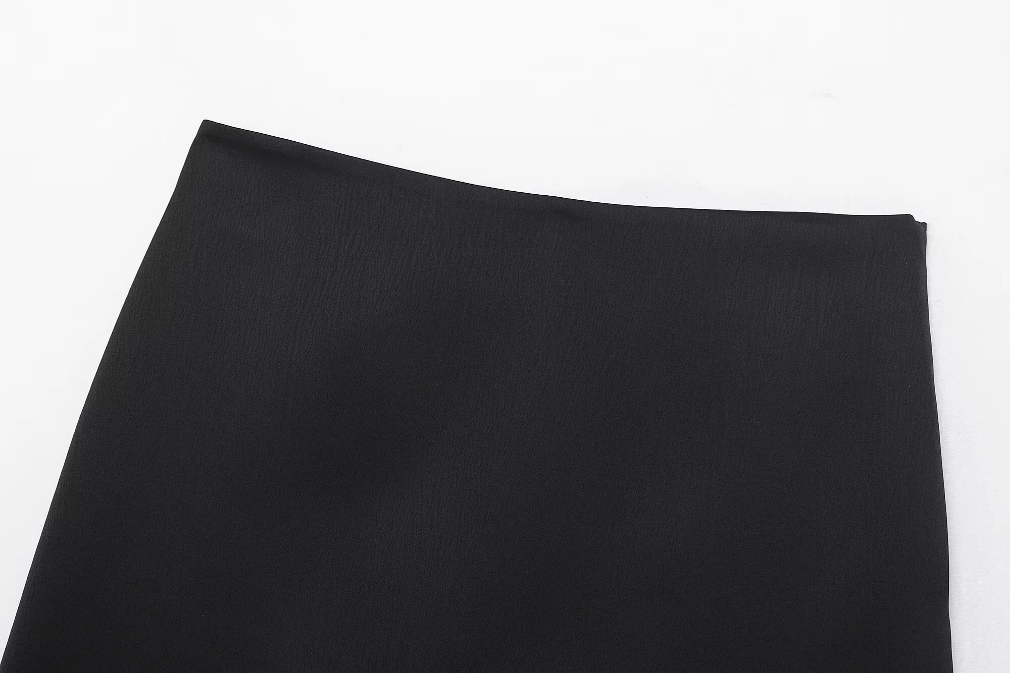 Stile europeo e americano 2025 inverno nuovo design a vita alta da donna con pantaloni gonna con orlo in pizzo strutturato