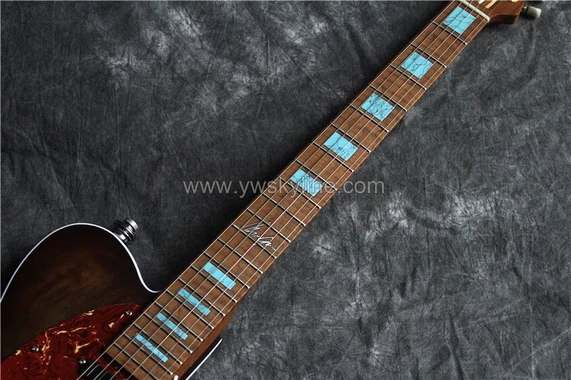 High Quality Solid Alder Wood Electric Guitar