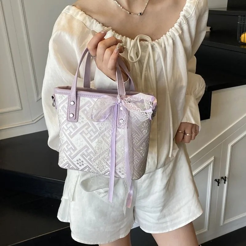 

Elegant Women Shoulder Bag Versatile Crossbody Bag For Daily Use Commuting Work And Travel