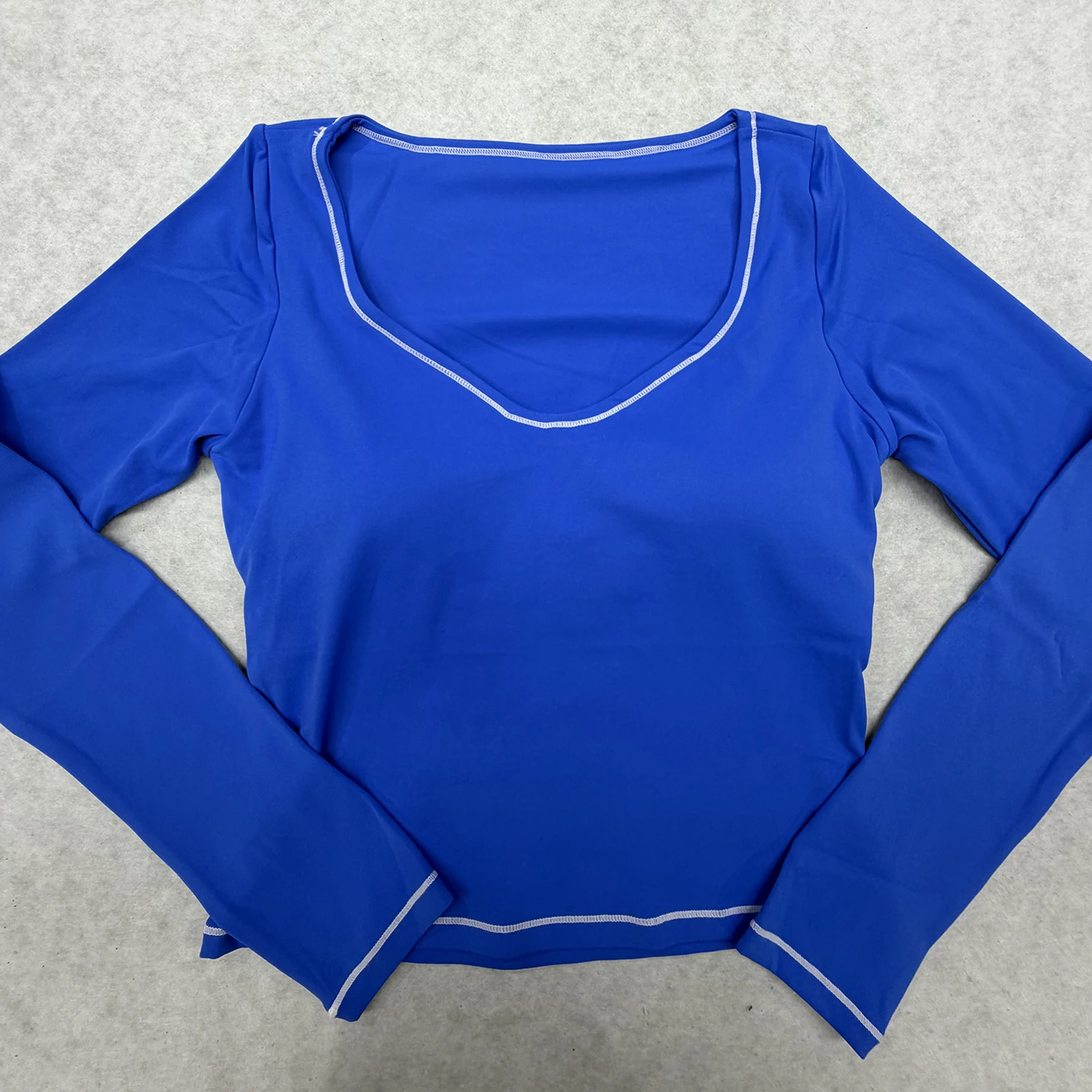 New Color Blocking Woman Yoga Set Tight Yoga Long Sleeved with Chest Pad Shockproof Running Top Push Up Yoga Leggings Yoga Set