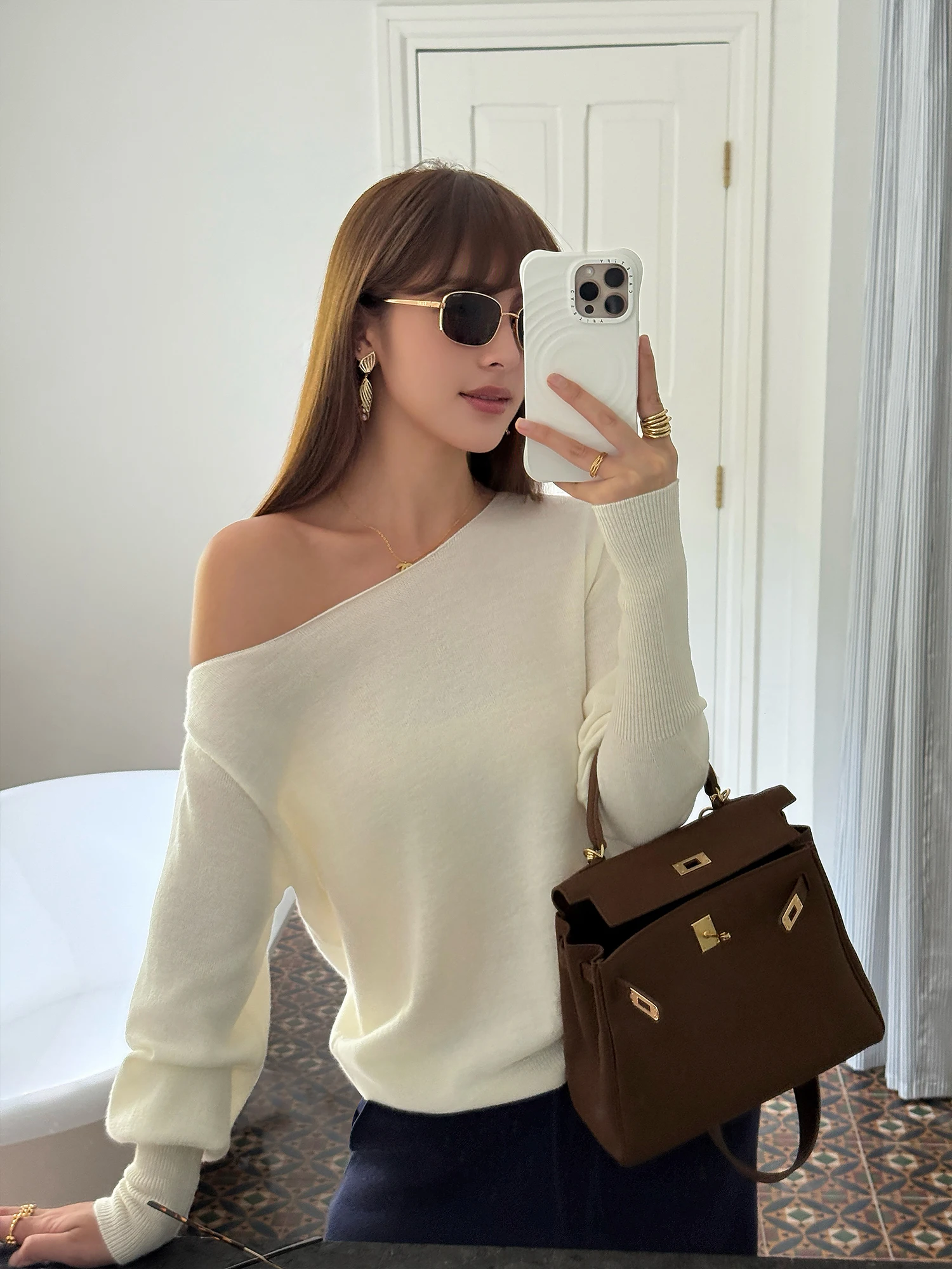 

Женский вязаный шерстяной свитер NEVA HU с длинными рукавами, открытыми плечами, свободного кроя, повседневный, осенний, модный топ