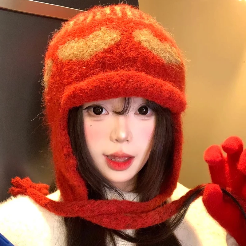 Niche Designer Love Jacquard Knitted Ear Protection Beanies for Women Winter Travel Warm Versatile Retro Braided Pilot Hats