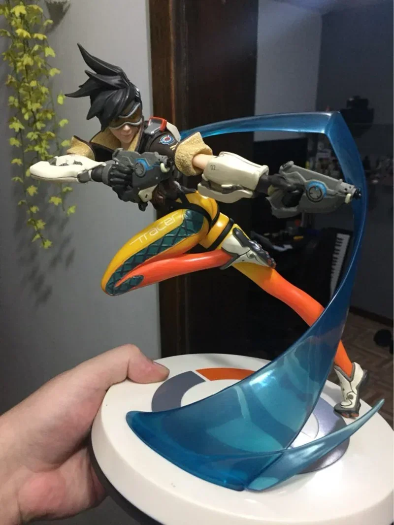 [Funny] Collection 28cm Hot Game OW Over watch Action Figure Tracer with Light Update Version model Exquisite Collectible Gift