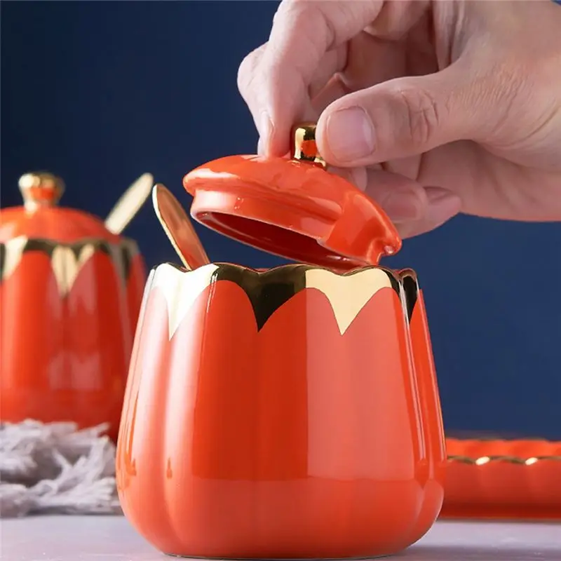 kuaishan Luxury Nordic Style Marble Pattern Ceramic Kitchen Seasoning Tank Set Wooden Cover Salt Shaker Spice Kitchen