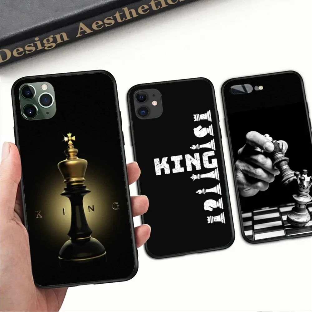 Chess King Mobile Cell Phone Case for iPhone 15 14 13 12 11 XS X 8 7 6 Plus Mini Pro Max SE 2022 Black Soft Phone Cover Funda