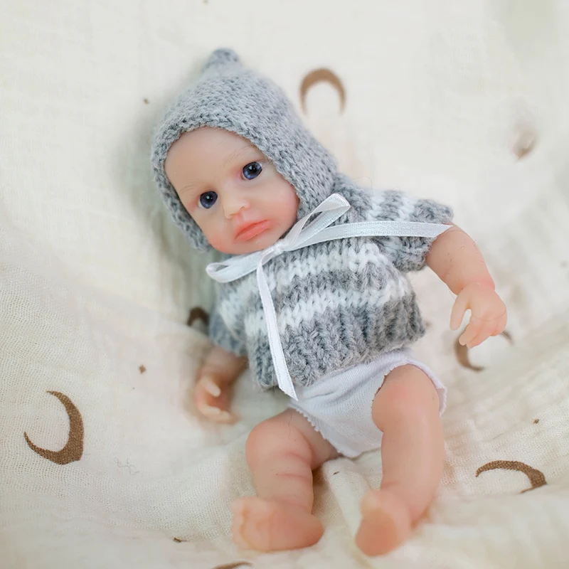 

15cm Blue Eyes Loulou Solid Silicone Body Lifelike Mini Portable Handy Boy Doll