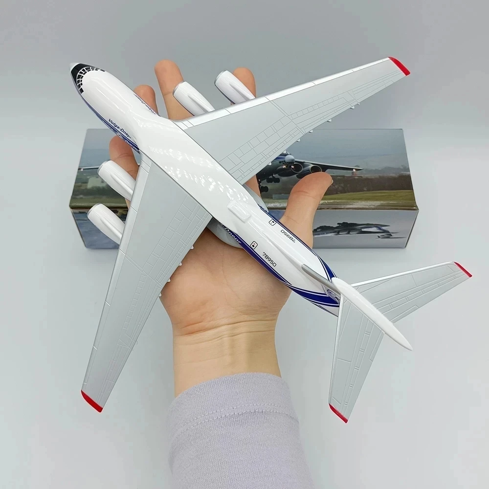 IL 76 1:400 USSR Large Scale Strategic Transport Aircraft Static Plane Display Model Original IL76 Russia Professional Model