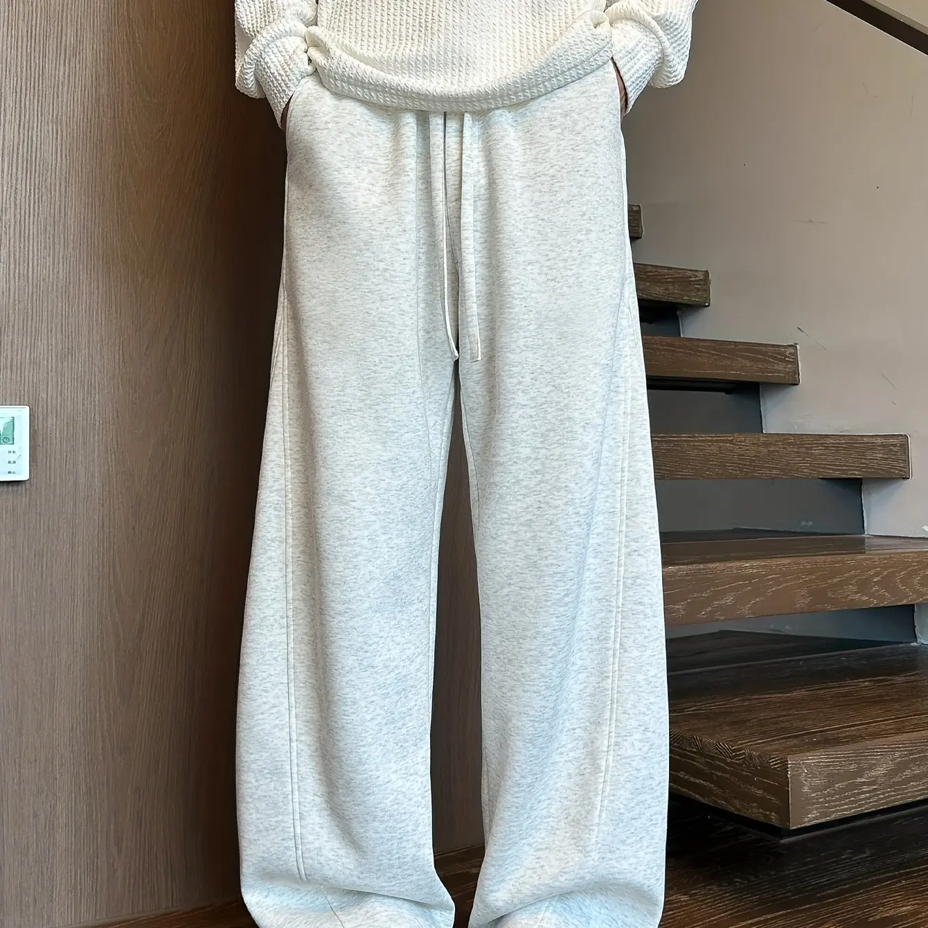 

Men's Solid Grey Wide-Leg Trousers - Elastic Waistband Winter Pants with Cuffed Opening, Loose-Fit Tapered Leg Design for Casual