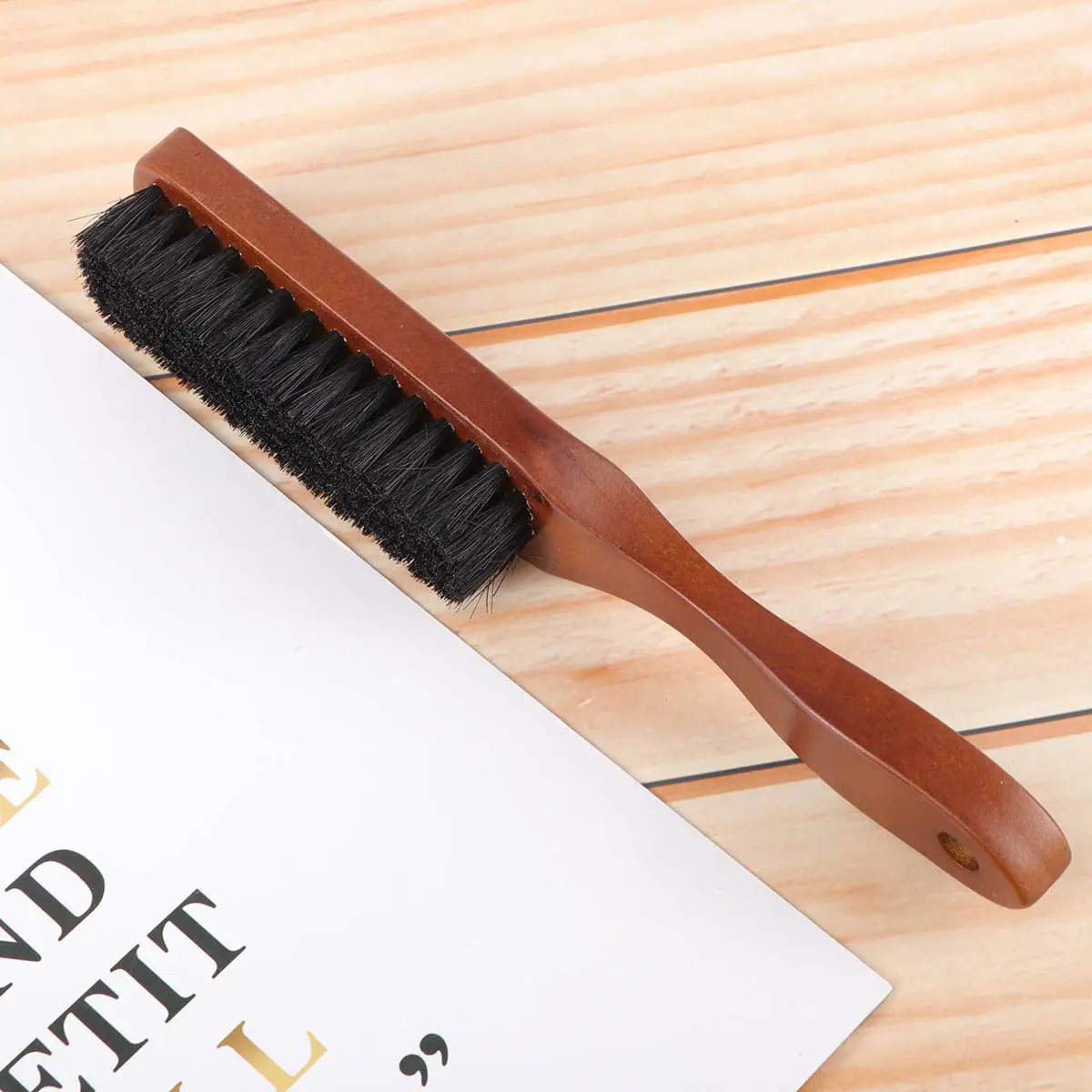 Cepillo para barba para hombre, cepillo para peinar la barba con mango de madera ecológico, suave para la piel, diseño compacto y portátil, regalo para el cuidado personal, 1 ud.