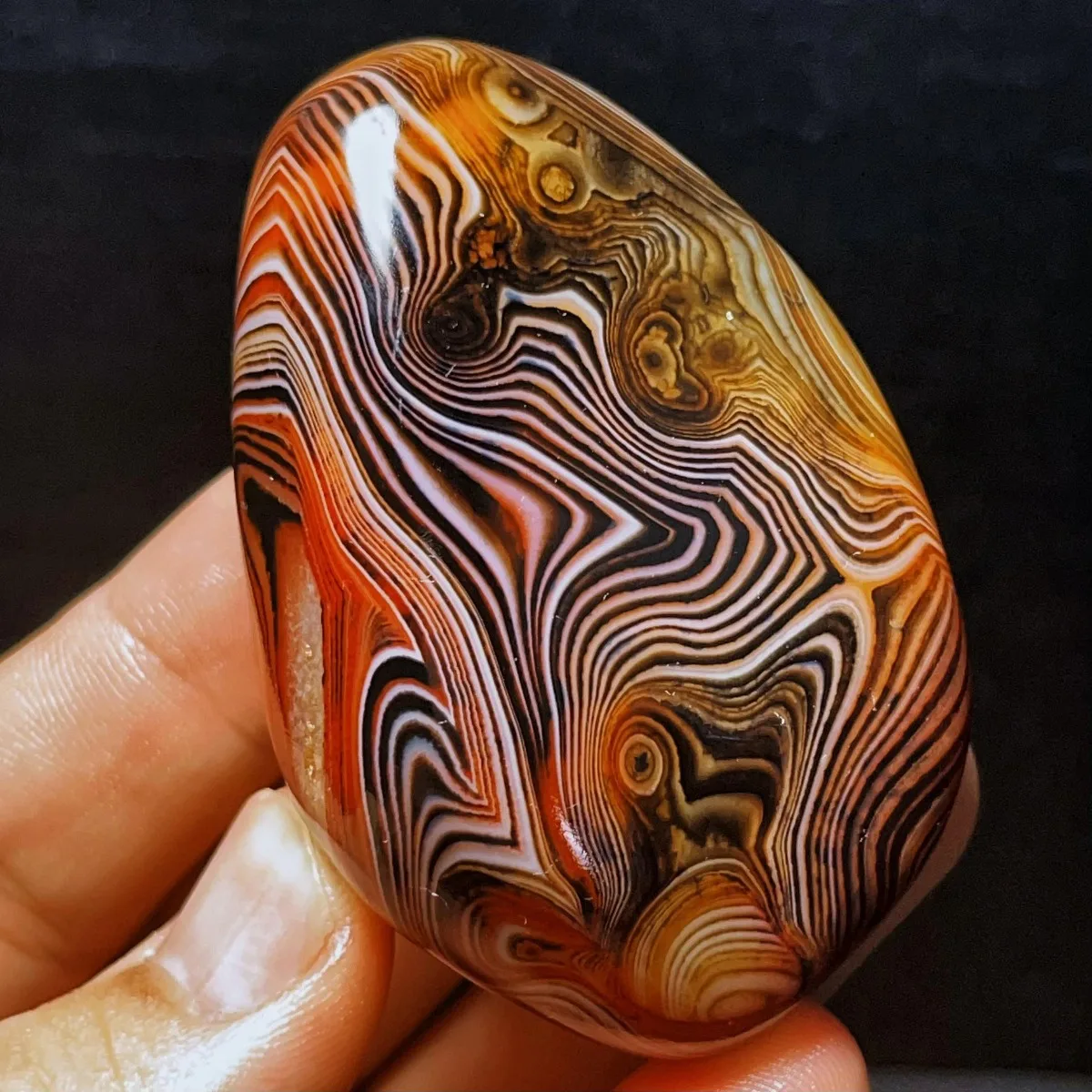 Desert Stone Banded Agate Worry Stone, Decor Stone, Tumbled Polished, Table Decor, Natural Stone, Crystal Collection
