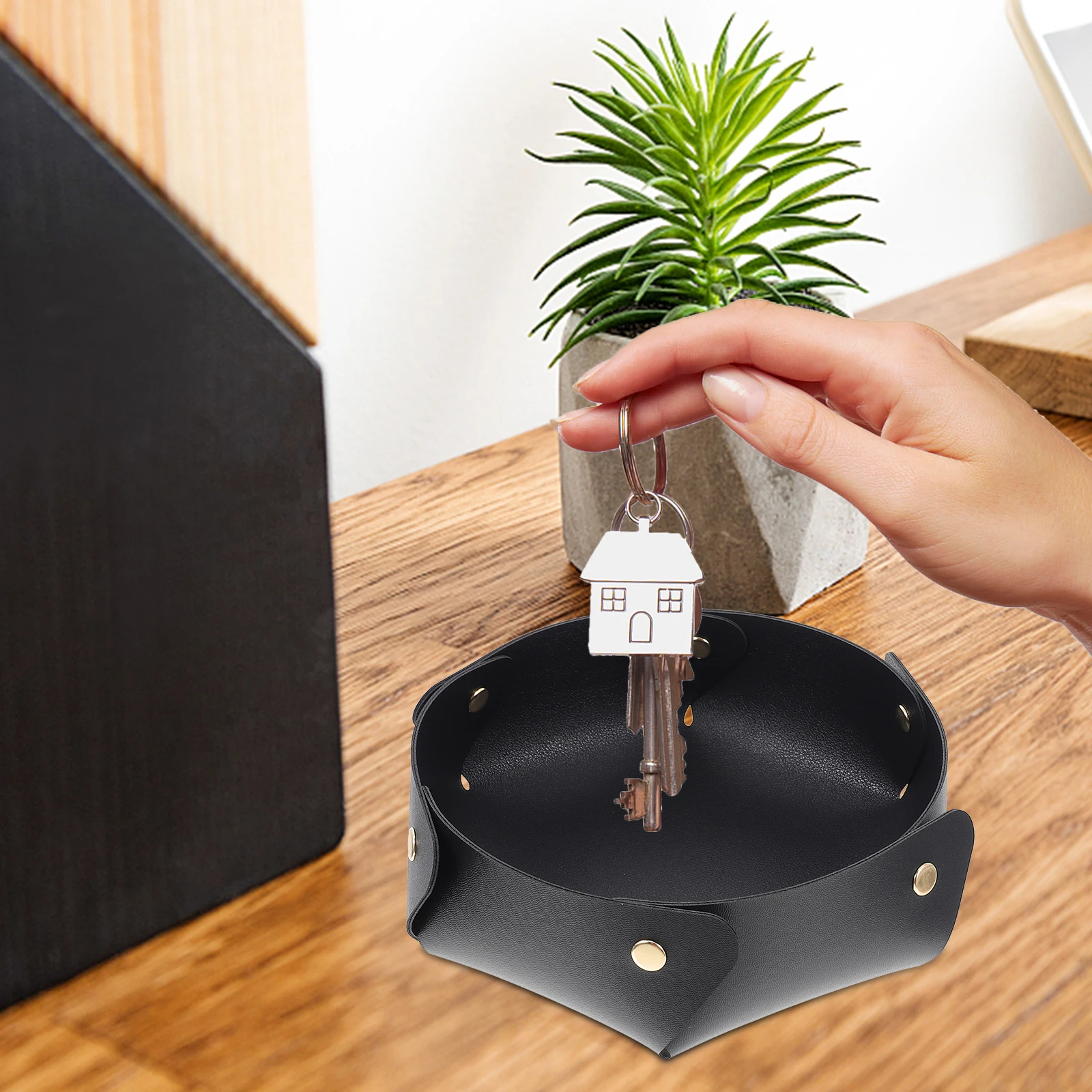 

2pcs Storage Boxes Desk ganizers Keys Containers Sundries Practical PU Wear Resistant