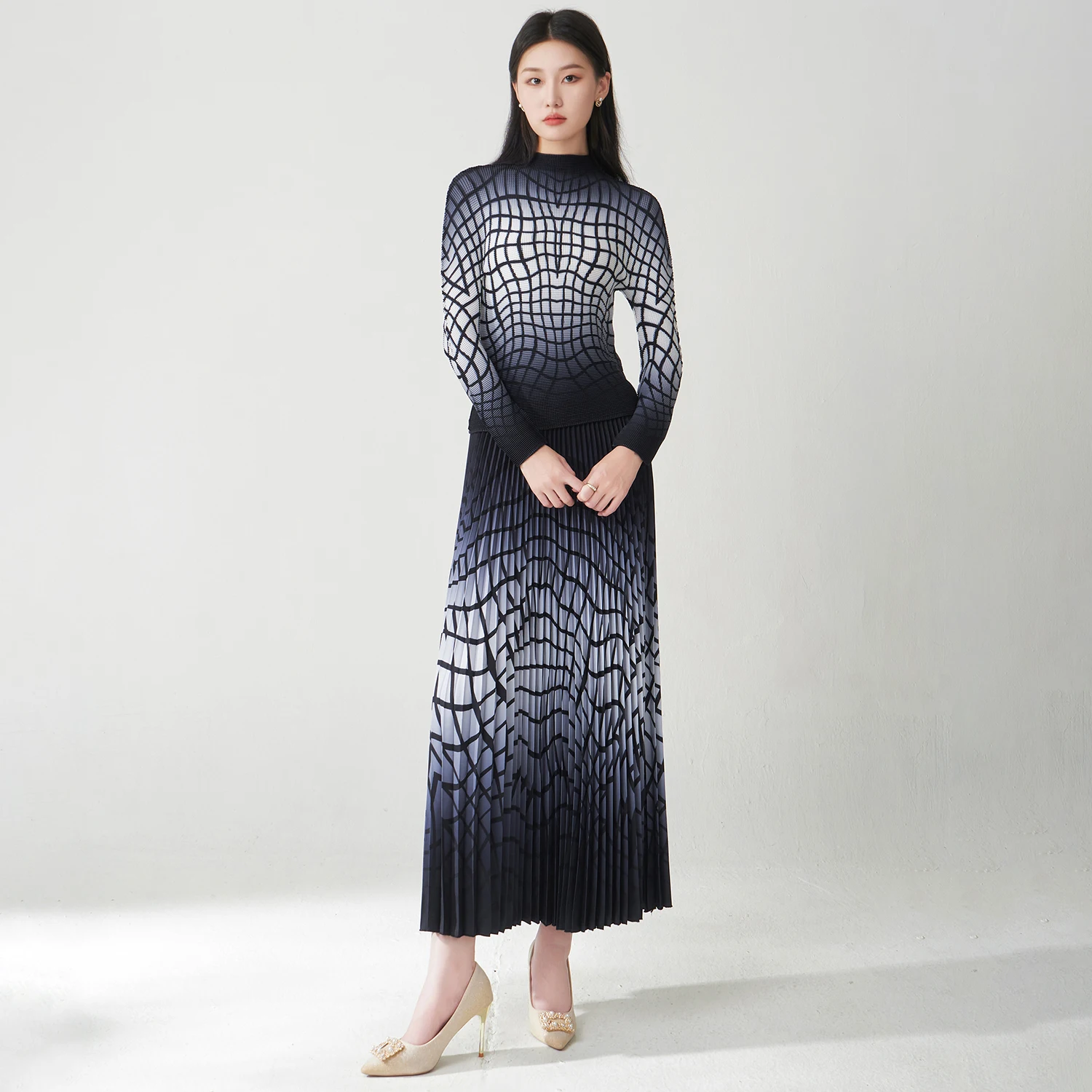 Pengiriman Cepat Set Miyake Lipit Desainer Atasan Lengan Panjang dan Rok Set Motif Kasual Set Elegan Wanita