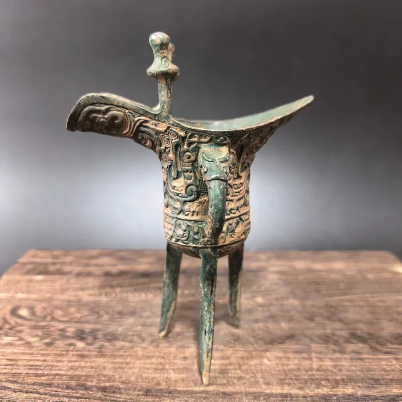 Shang Dynasty Duke Museum Decorative Wine Vessel, Ancient Wine Utensils, Decorative Props, Wine Cup, Retro Bronze Ware, Antique