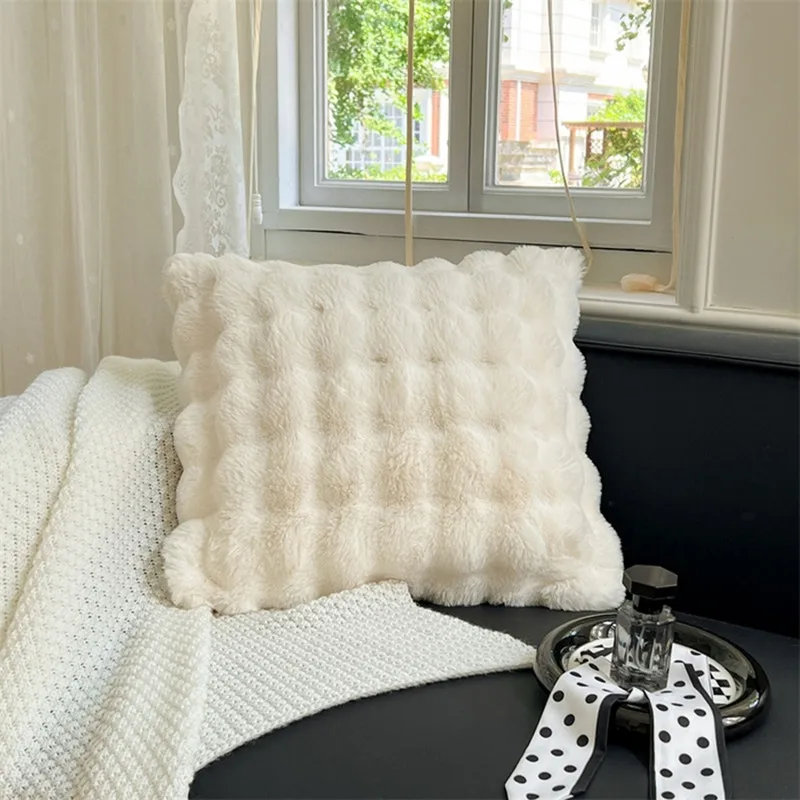 1pc Luxury Faux Rabbit Fur Cushion Cover 50*50cm Plush Milk White Throw Pillowcase for Sofa Bed Living Room Home Decor NO Inner