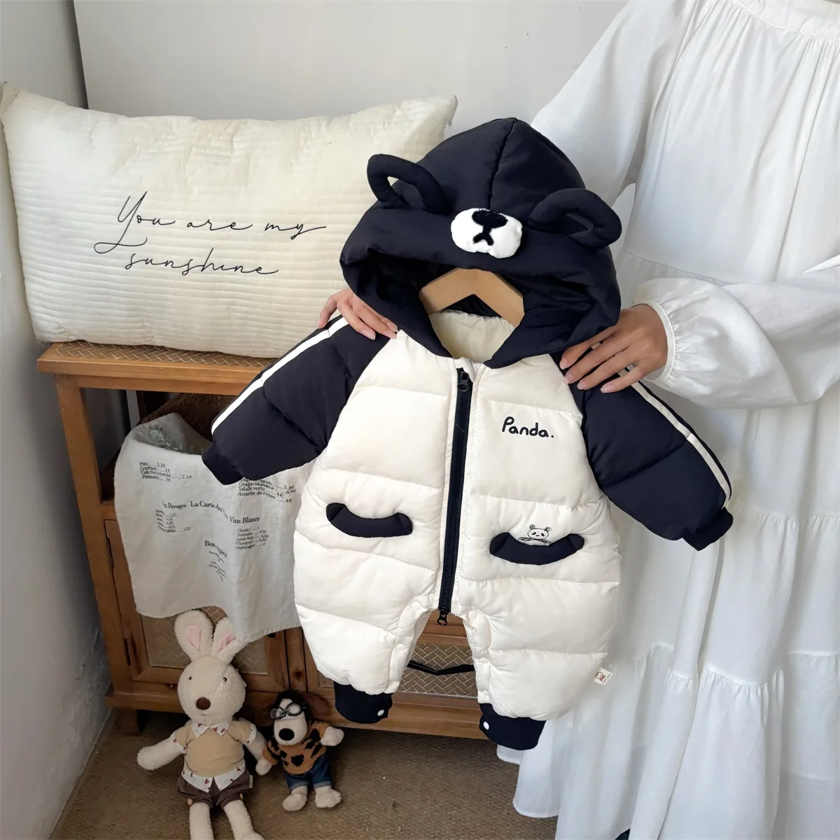 

2025 Winter Toddler Kid Girl Overalls Windproof Thicken Warm Infant Baby Girl Bodysuit Hooded Bear Printed Newborn Girl Jumpsuit