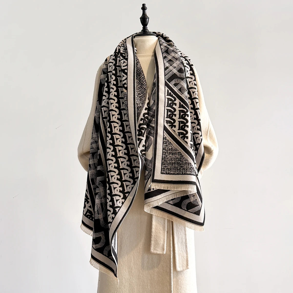 الفاخرة أخلاقيات الكشمير الجاكار الباشمينا شال سيدة التفاف أوشحة شتوية دافئة تصميم طباعة الإناث فولارد المعطف الشالات وشاح