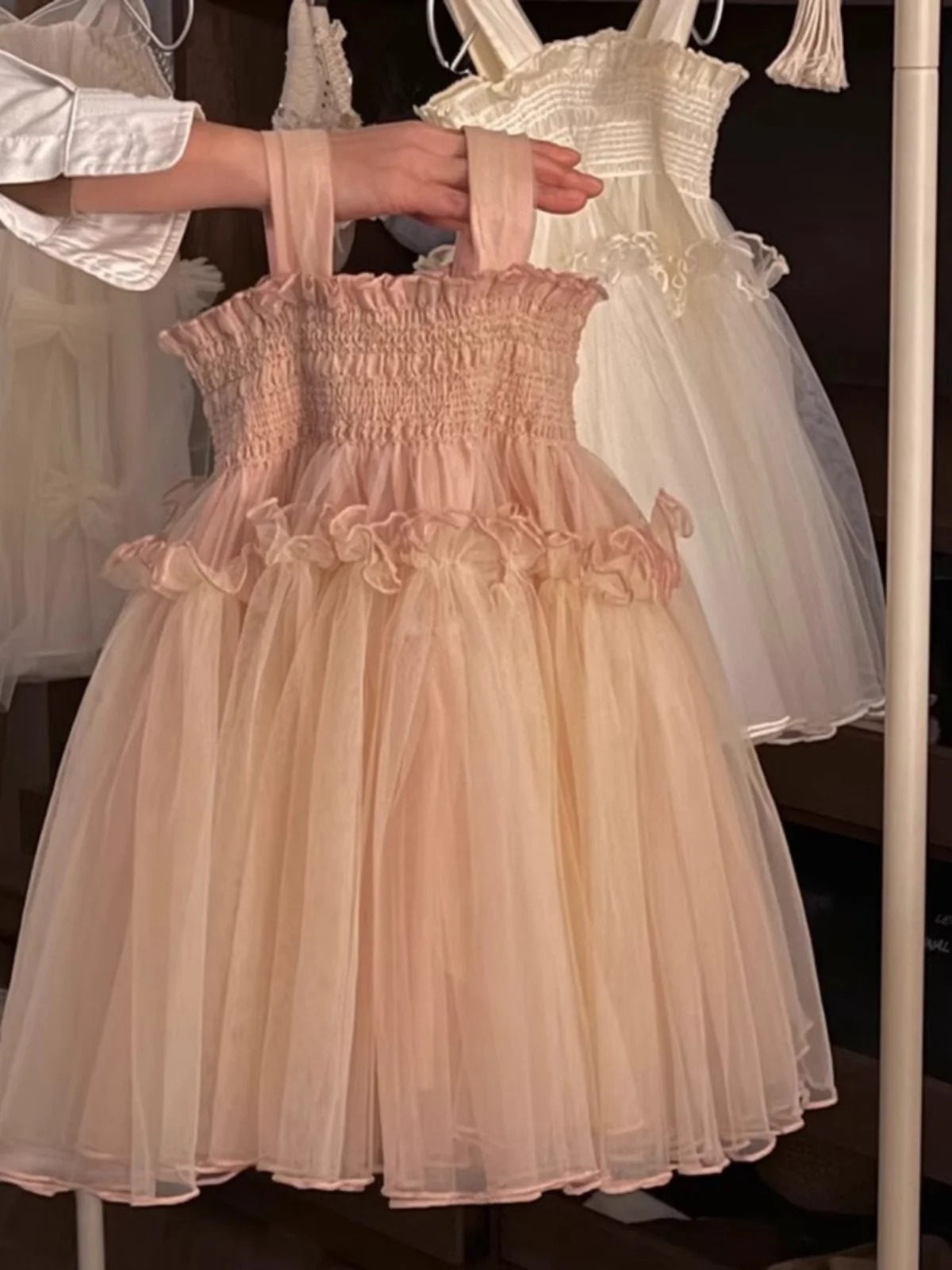 robe-de-princesse-tendance-pour-filles-style-coreen-en-coton-mi-longue-sans-manches-ideale-pour-l'ete-et-offrant-une-touche-de-chaleur