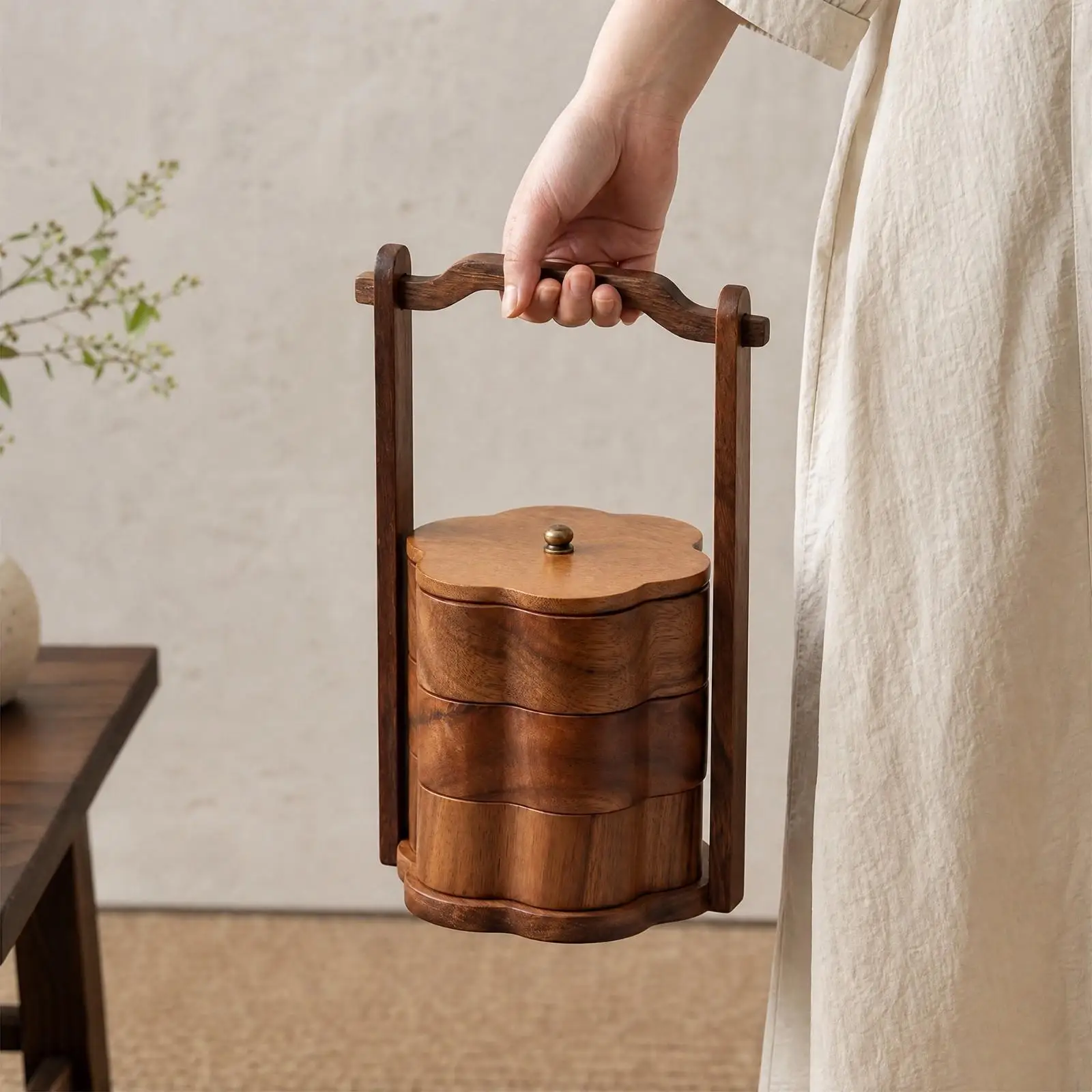 Stackable Snack Storage Container Walnut Wood Frame with Lid and Handle for Party Appetizer Serving