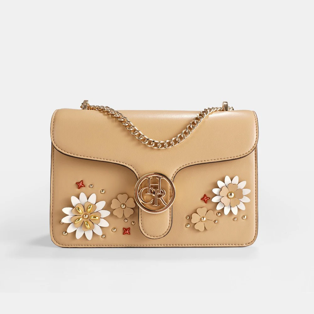 2025 新しいスクエアバッグ女性の高級デザイナーメタルチェーンショルダーバッグクロスボディバッグ花飾るハンドバッグと財布