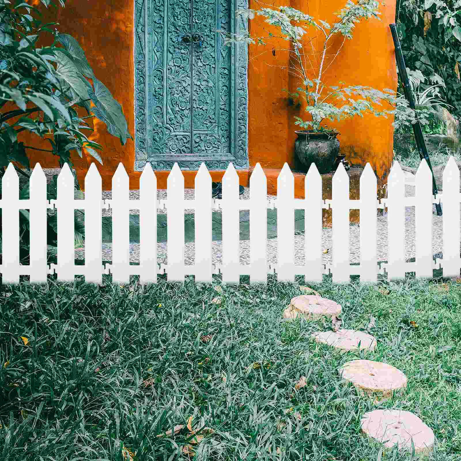 

10 Pcs White Plastic Fence for Garden Courtyard Decoration Tough Material Christmas Holiday Props Miniature Landscape