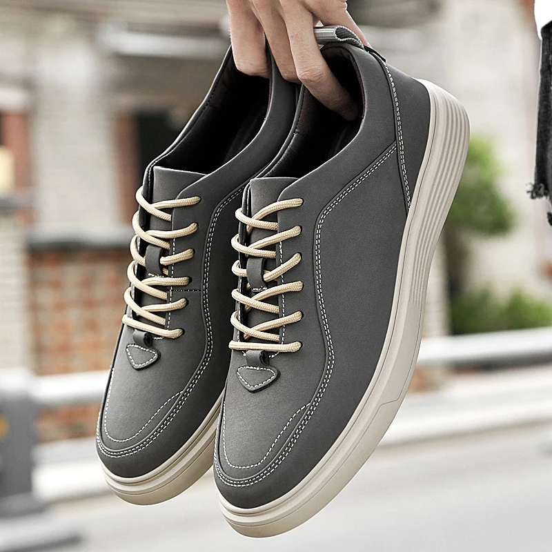 

Spring 2023 Genuine Leather Breathable Men Business Casual Shoes Non Slip Men Soft Sole Board Shoes Lace Up Cow Suede Flat Shoes