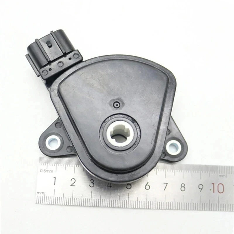 Car Transmission AT Sensor Gear Shift Inhibitor Switch 0578640127 0578-640127 For Ssangyong Korando Kyron Geely Atlas Emgrand 3